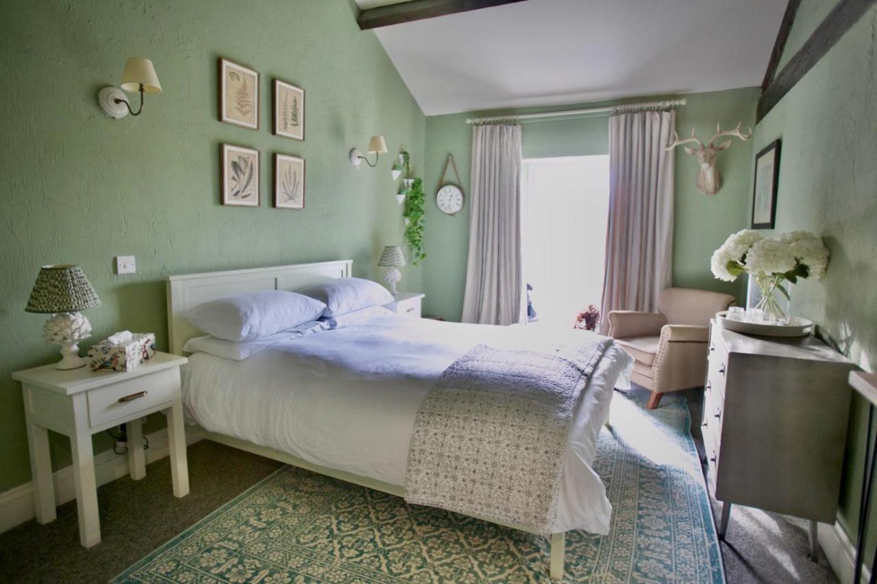 The Brown Horse Inn Winster  Extérieur photo