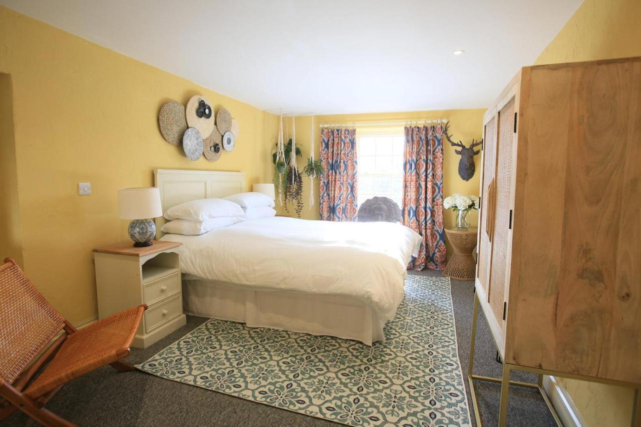 The Brown Horse Inn Winster  Extérieur photo