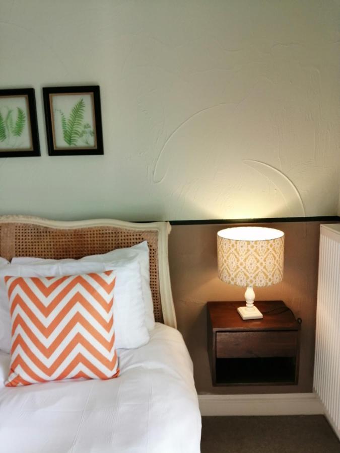 The Brown Horse Inn Winster  Extérieur photo