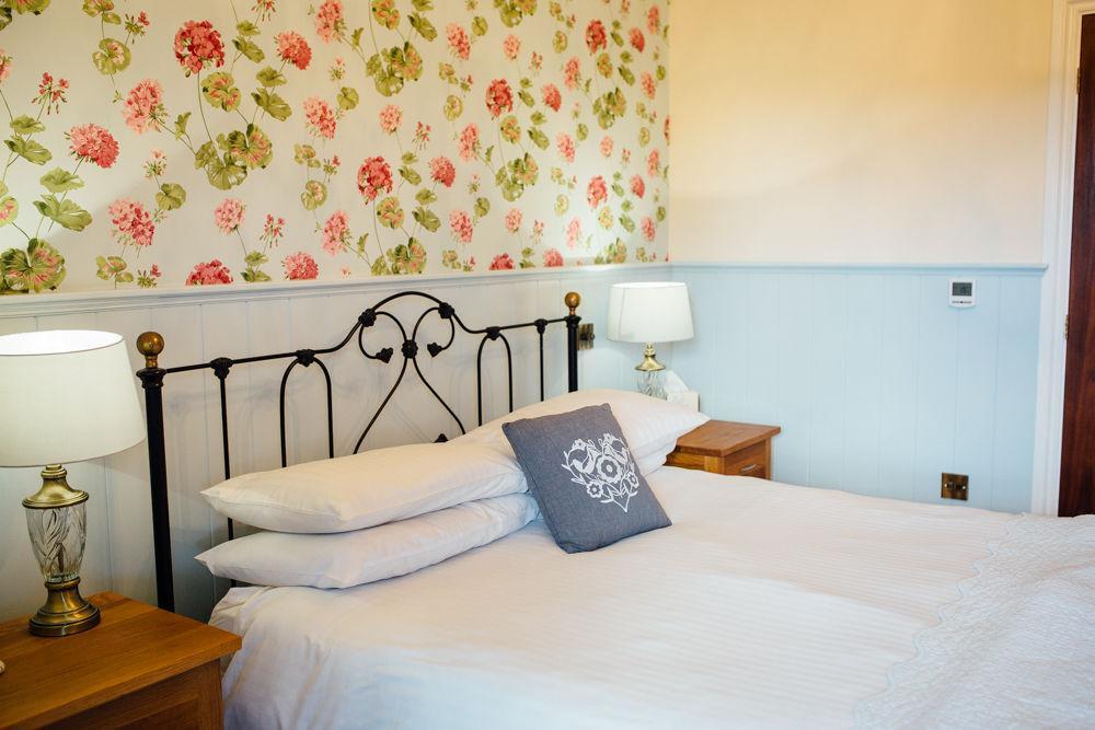 The Brown Horse Inn Winster  Extérieur photo